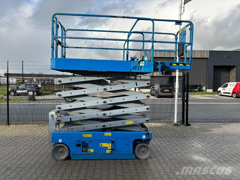 Genie GS-3246 Scissor lifts