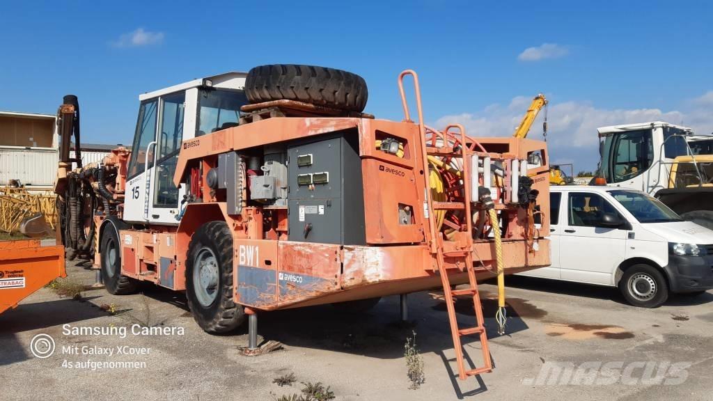 Sandvik DT 920I Tunneling and underground mining drills