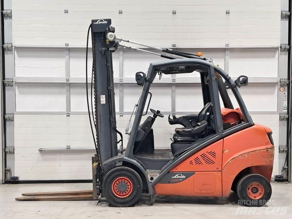 Linde H30T-02 LPG trucks