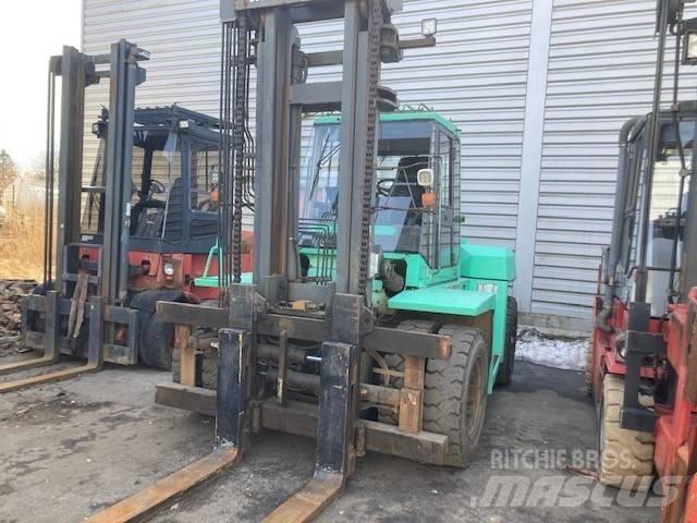 Mitsubishi FD100 Diesel trucks