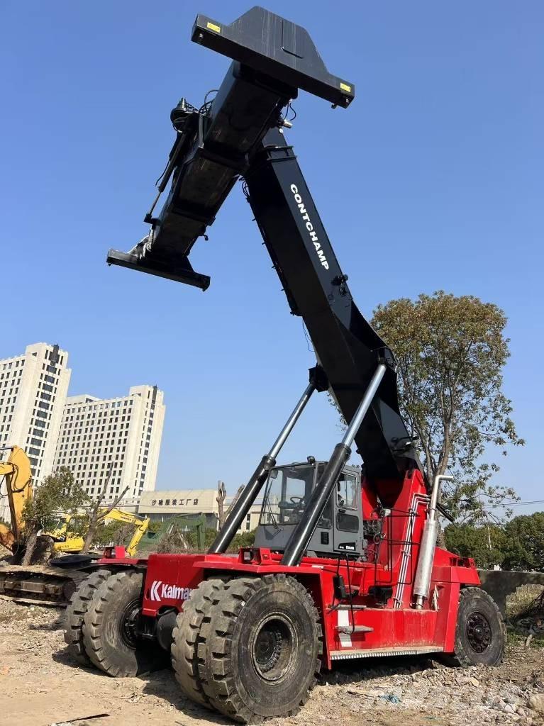 Kalmar DRT 450 Reachstackers