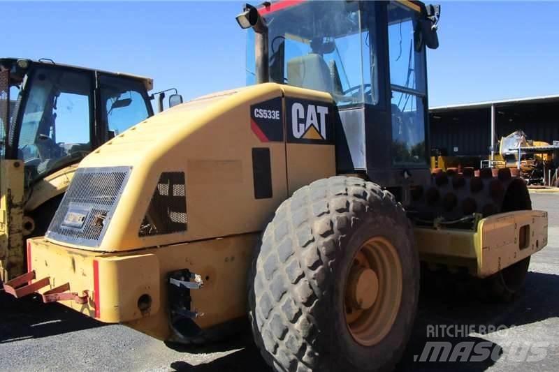 CAT CP533E Combi rollers