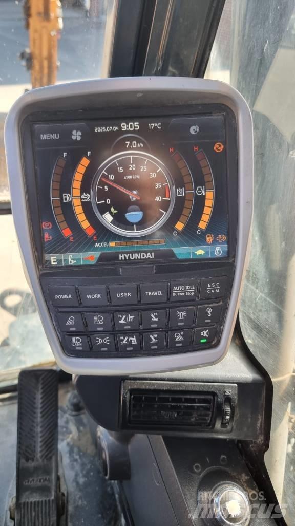 Hyundai HW 140 Wheeled excavators