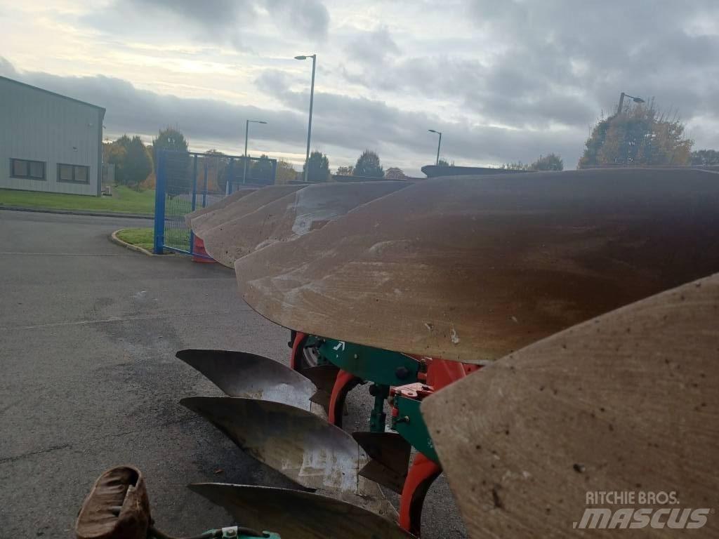 Kverneland 2500S Conventional ploughs