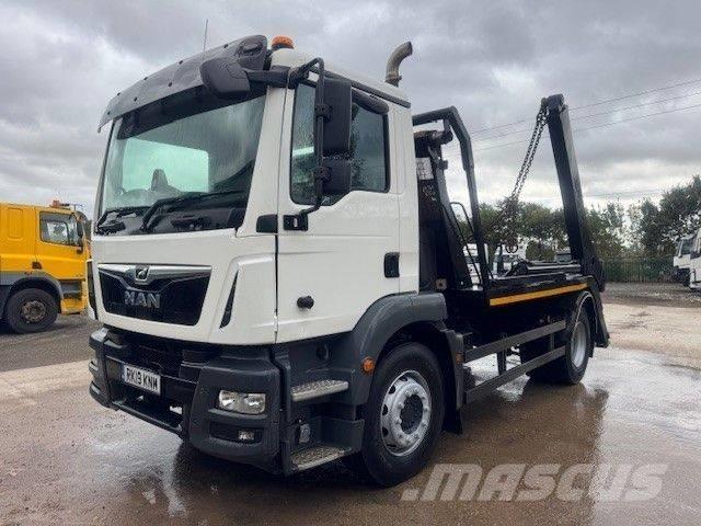 MAN TGM 18.250 Skip loader trucks