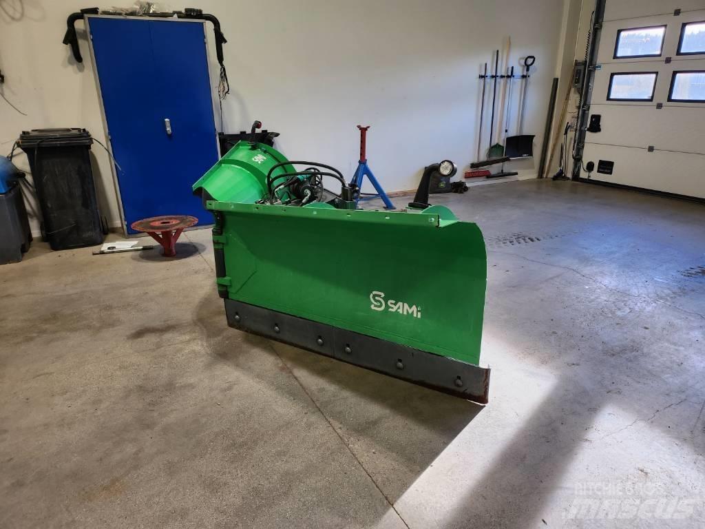 Sami VM 3200 Snow blades and plows