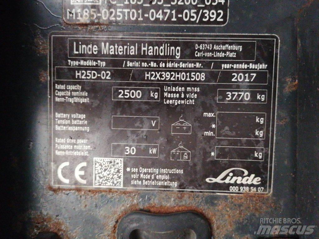 Linde H25D-02 Diesel trucks
