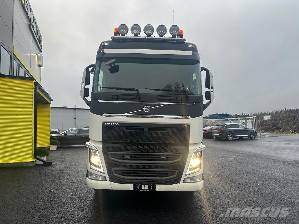 Volvo FH 500 8X4*4 Hook lift trucks
