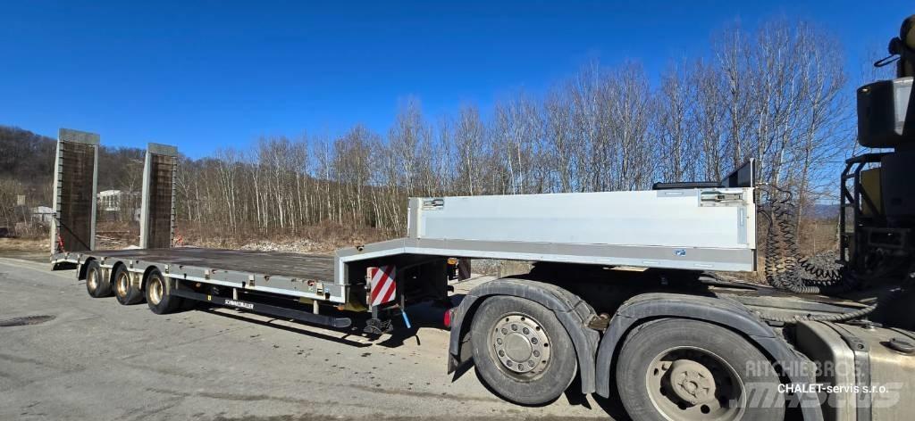 Schwarzmüller D40R Low loader-semi-trailers