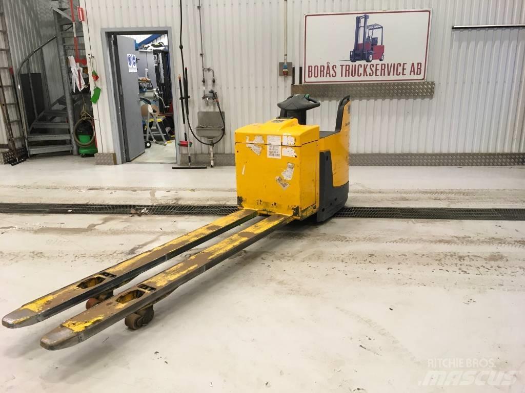 Jungheinrich ERE 225 Low lifter