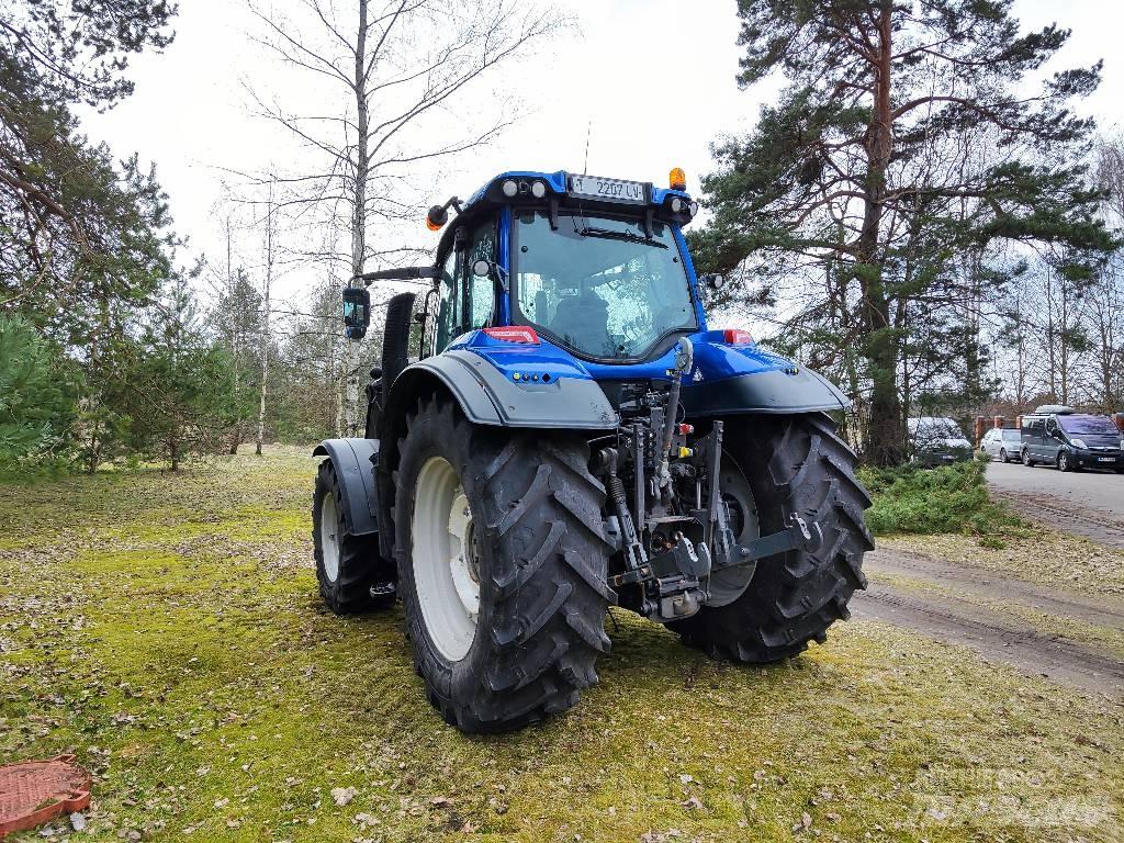 Valtra T 194 Active Tractors