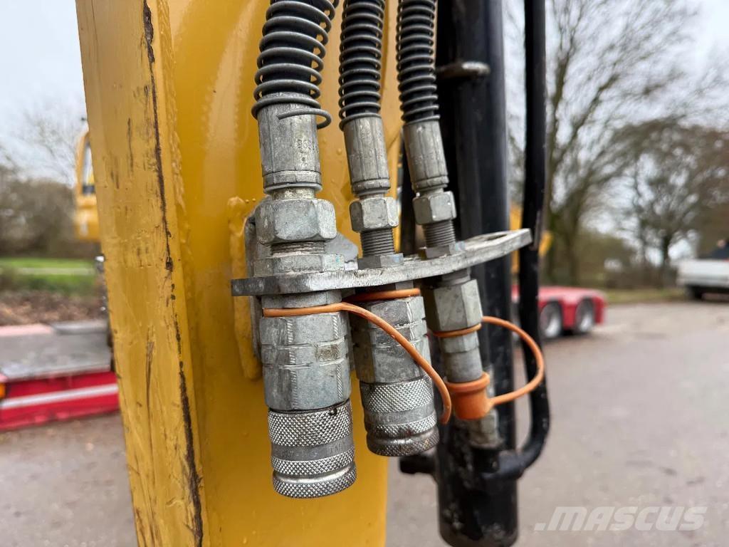 CAT 302.7D Mini excavators < 7t (Mini diggers)