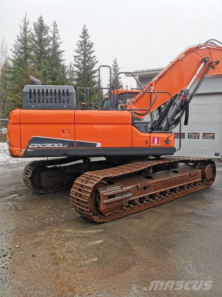 Doosan DX 300 LC-5 Crawler excavators