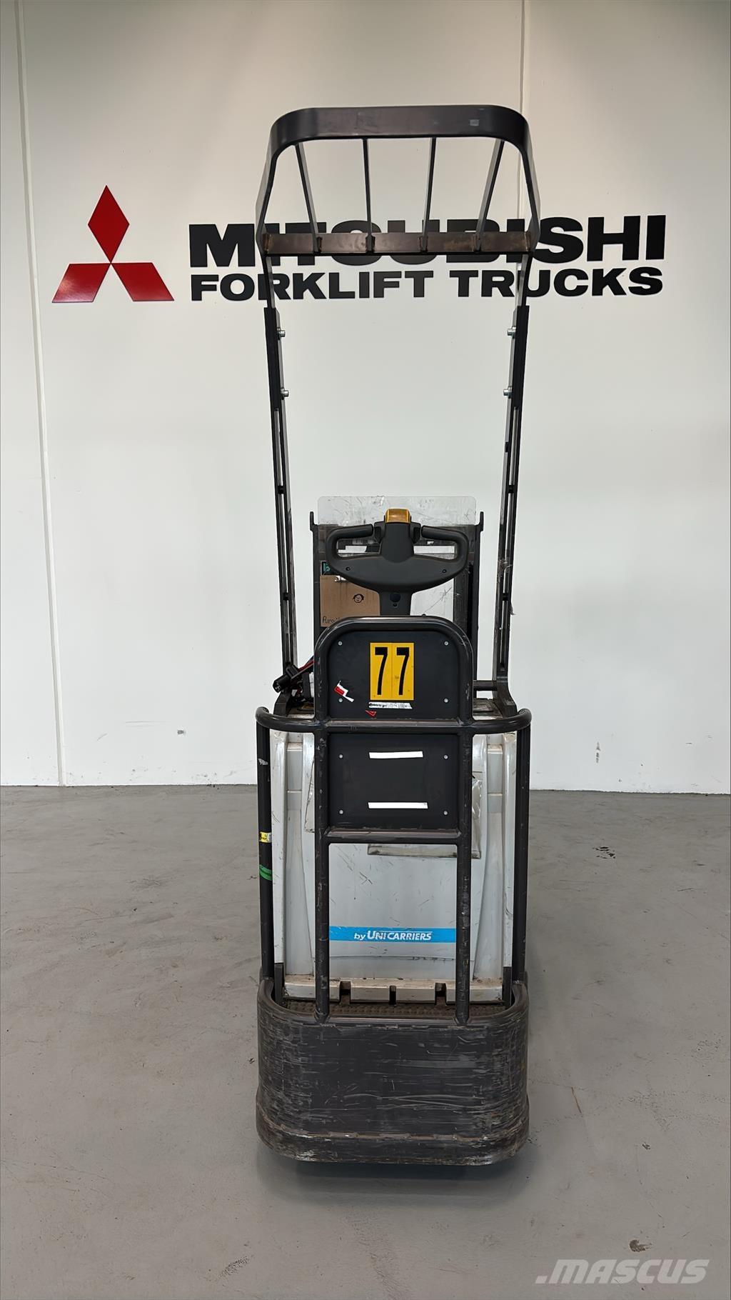 Atlet PDP200 Self propelled stackers