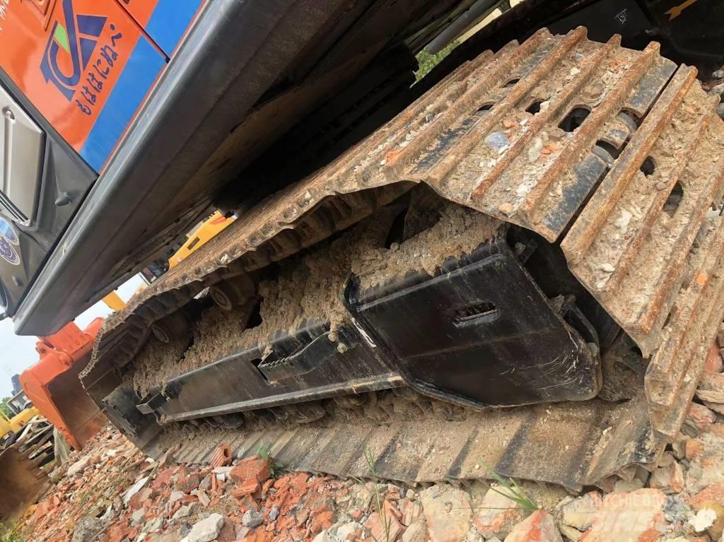 Hitachi ZX 210 Crawler excavators