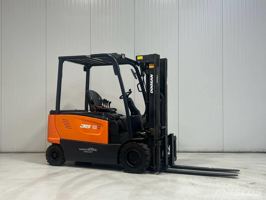 Doosan B35X-7 Electric forklift trucks