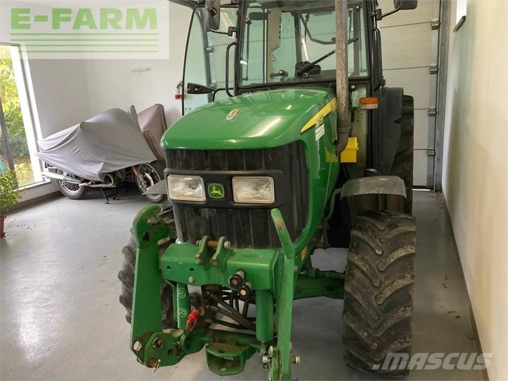 John Deere 5515F Tractors