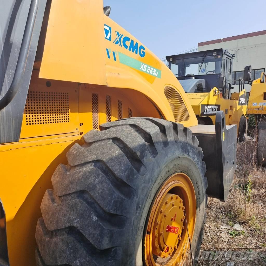 XCMG XS 263 J Single drum rollers