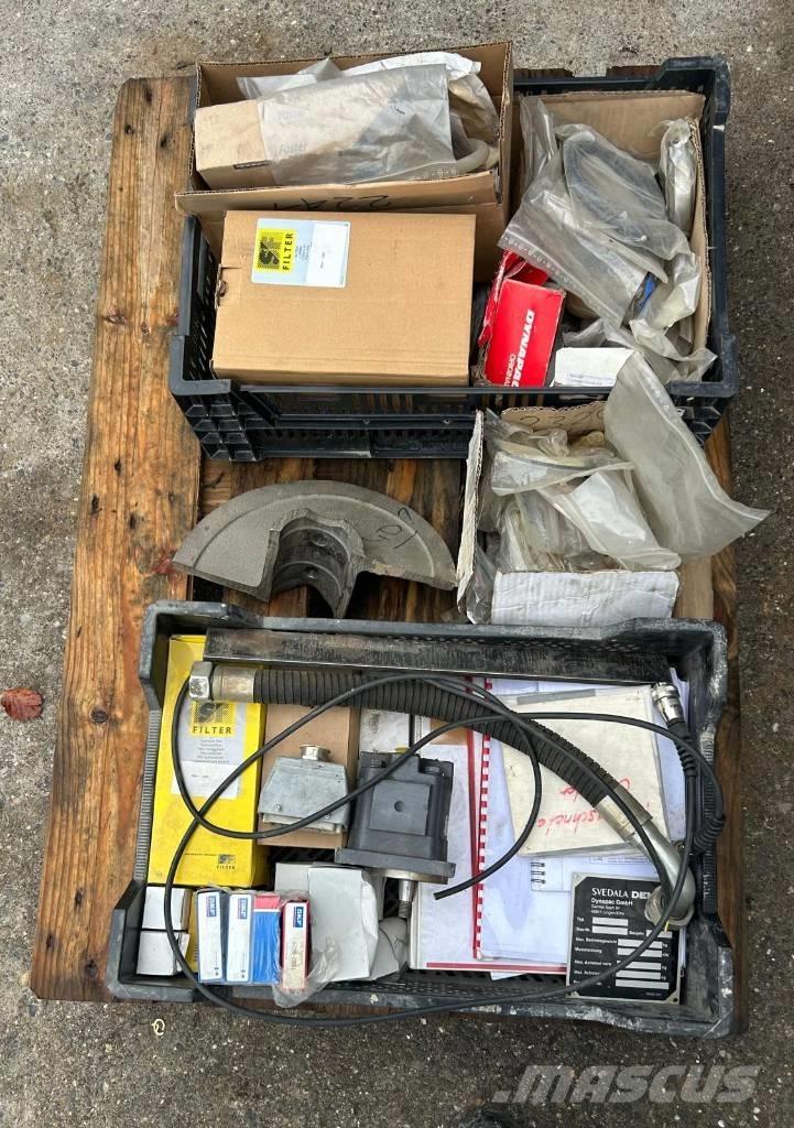 Dynapack F5CS Asphalt pavers