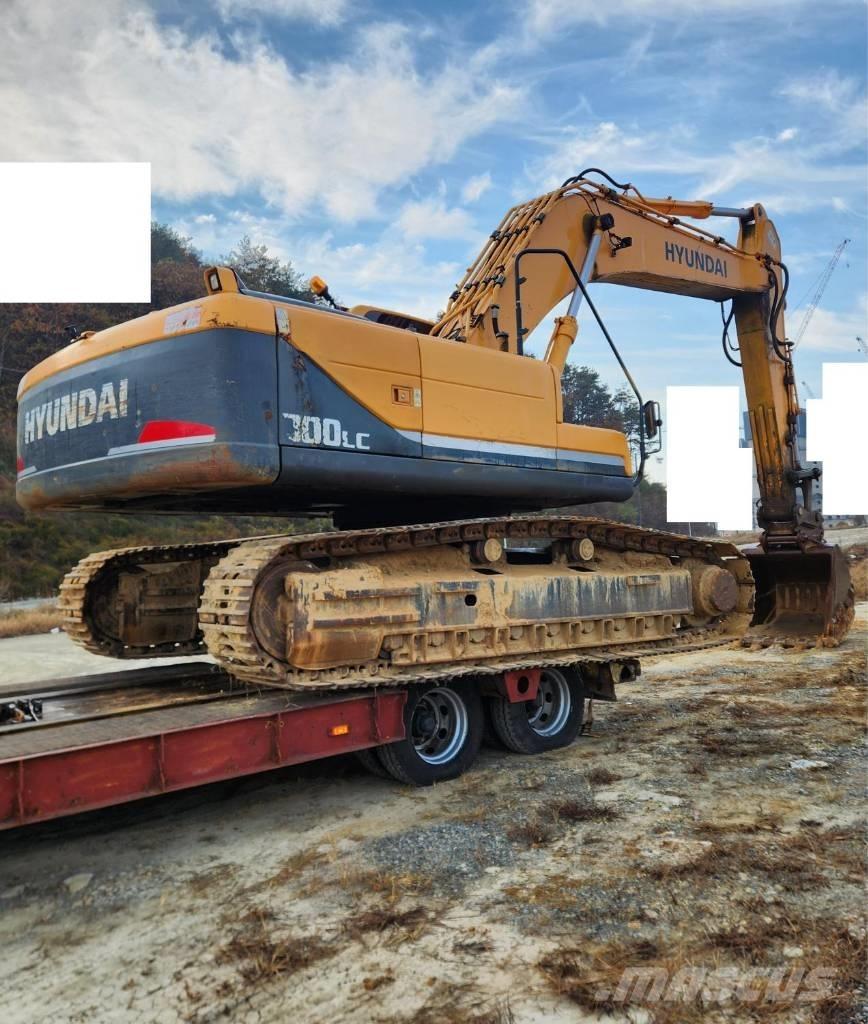 Hyundai Robex 300 LC Crawler excavators
