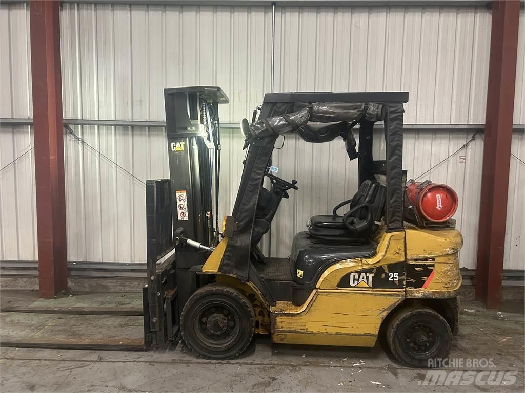 CAT GP25NT LPG trucks
