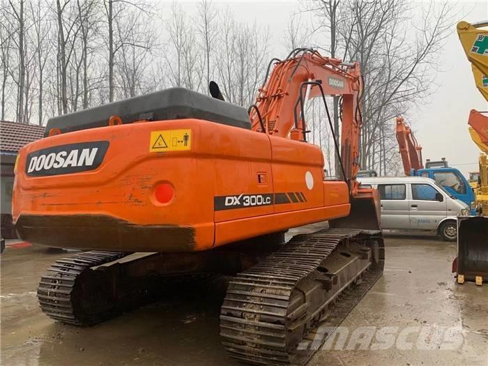 Doosan dx300 Crawler excavators