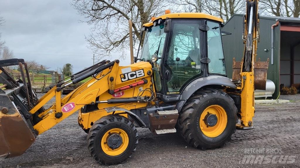 JCB 3 CX Backhoe loaders