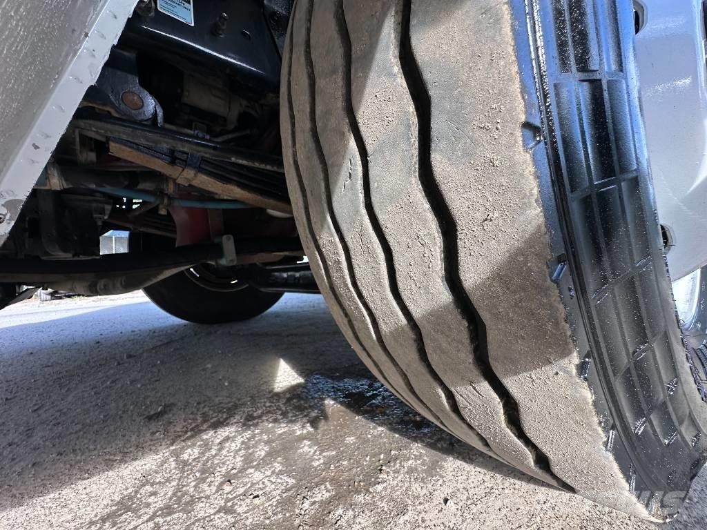 Mack LEU 613 Waste trucks