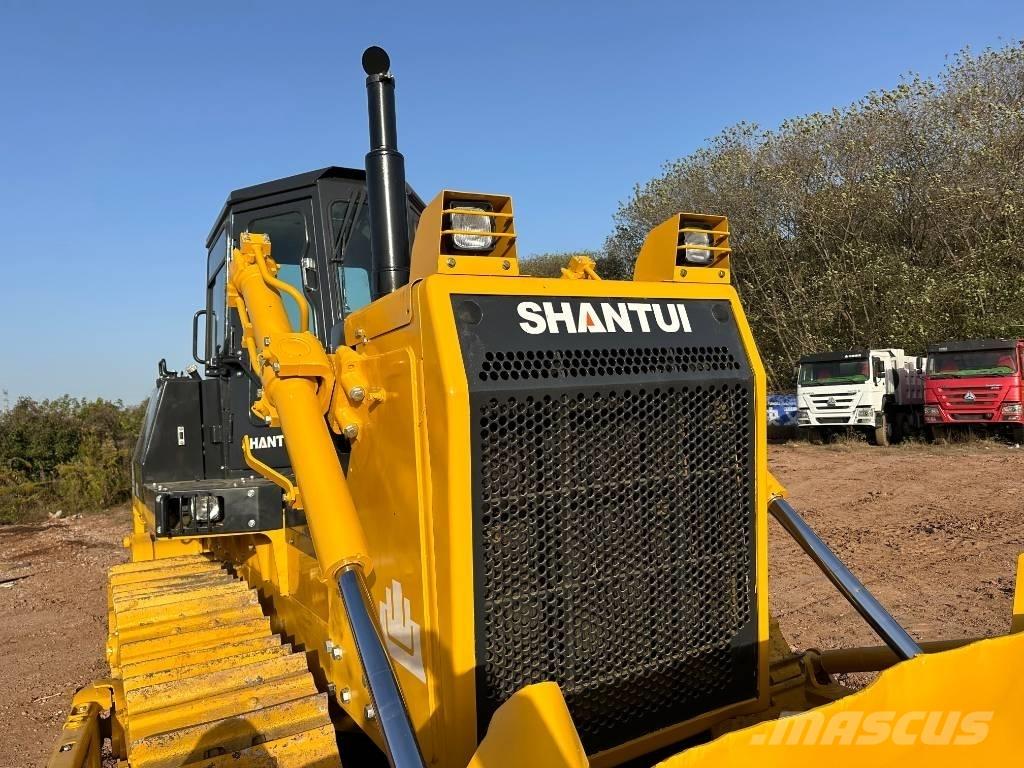 Shantui SD 22 Crawler dozers