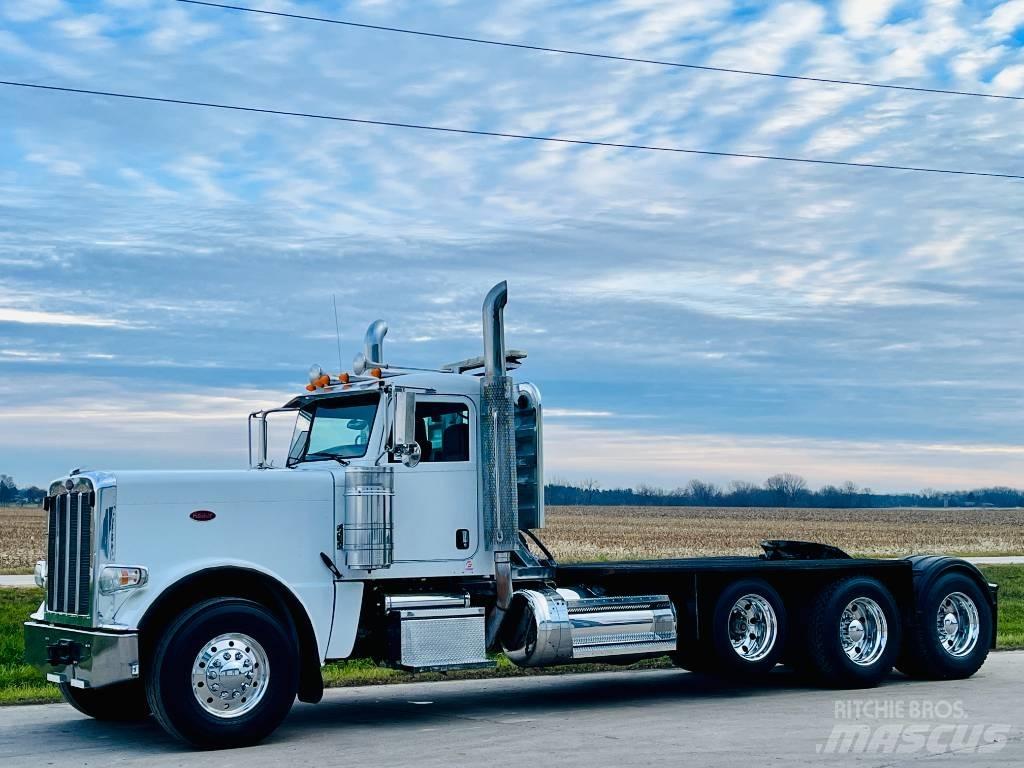 Peterbilt 389 Tractor Units
