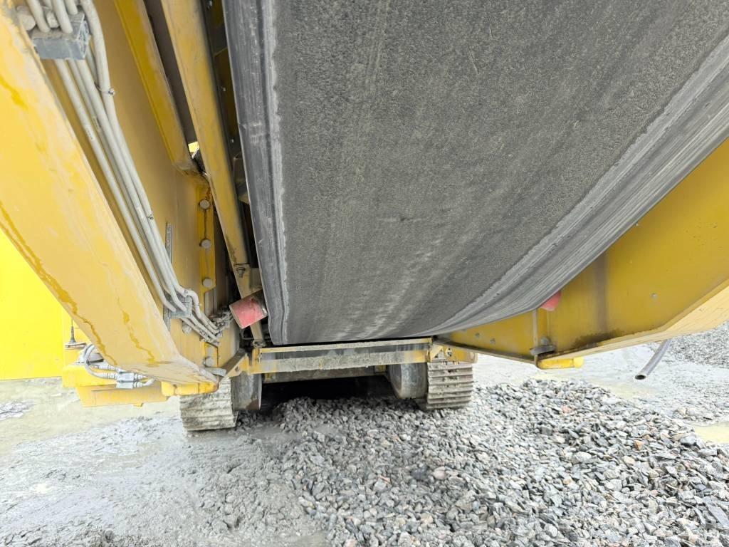 Keestrack B4e Hybrid Mobile crushers