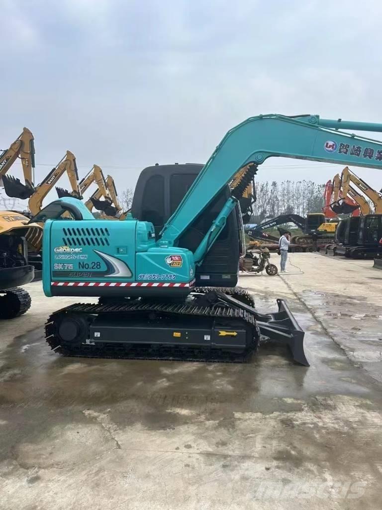 Kobelco SK 75 Crawler excavators