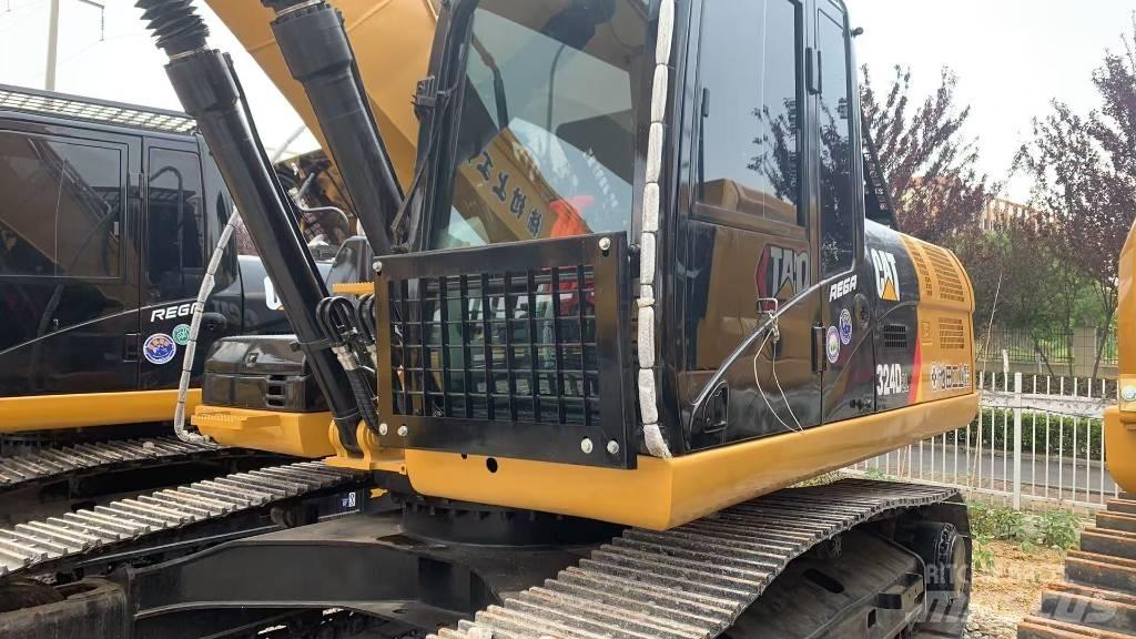 CAT 324 D L Crawler excavators