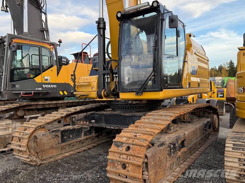 CAT 352 Crawler excavators