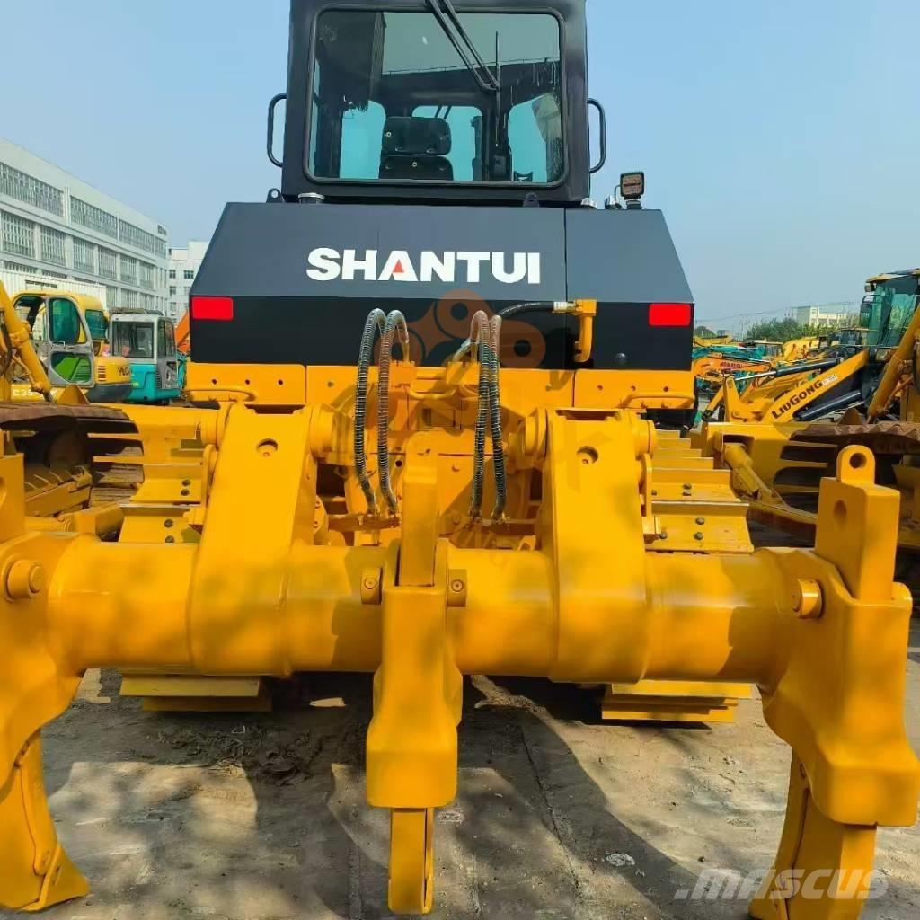 Shantui SD 22 Crawler dozers