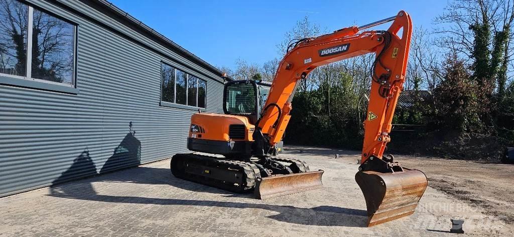 Doosan DX 85r -3 Midi excavators  7t - 12t