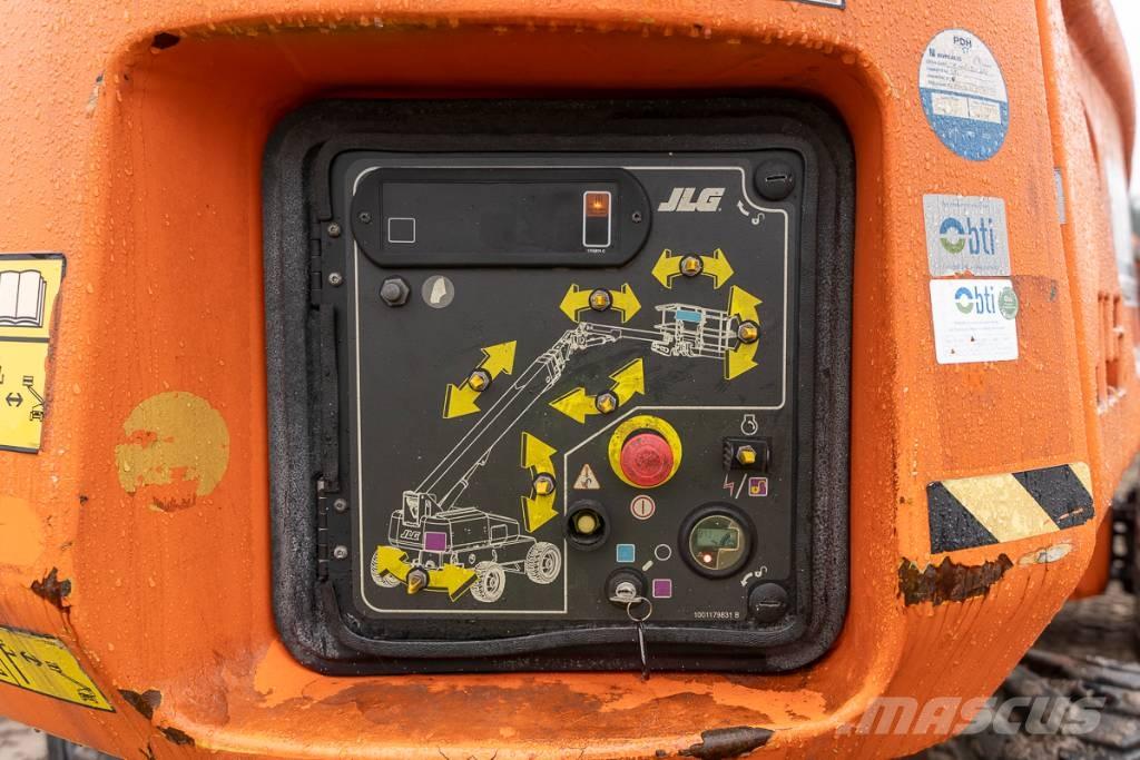 JLG 1350 SJP Telescopic boom lifts