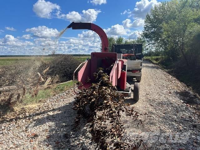 Junkkari HJ 200 Wood chippers