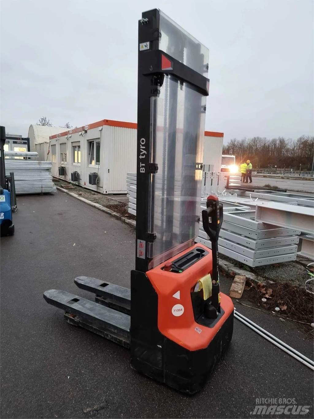 Toyota BT SHE100 Other lifts and platforms