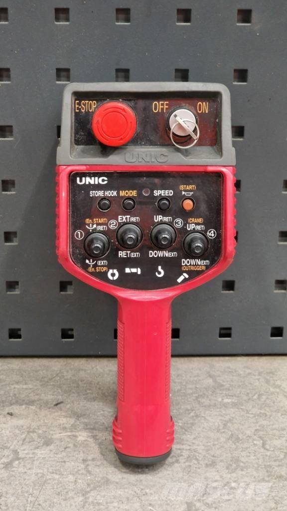 Unic URW 295 Mini cranes