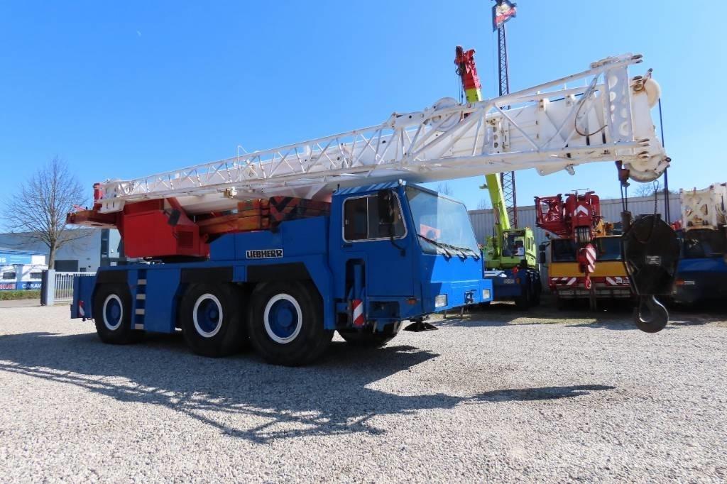 Liebherr LTM 1050-1 All terrain cranes