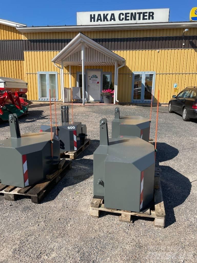  traktorin  painoja Front weights