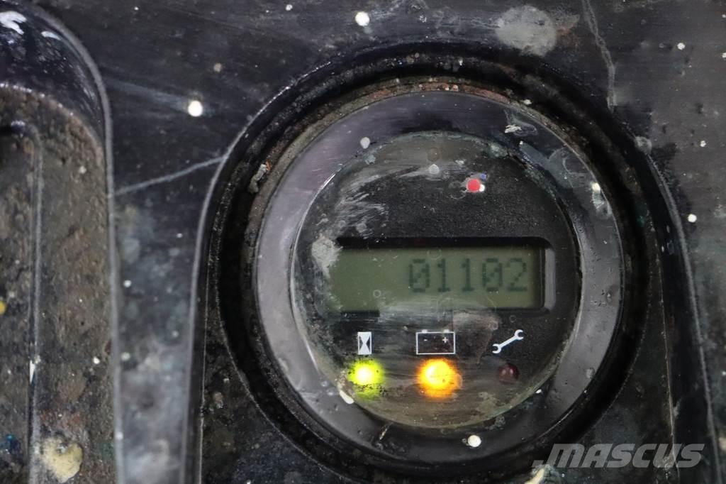 Hyster S1.6 Pedestrian stacker