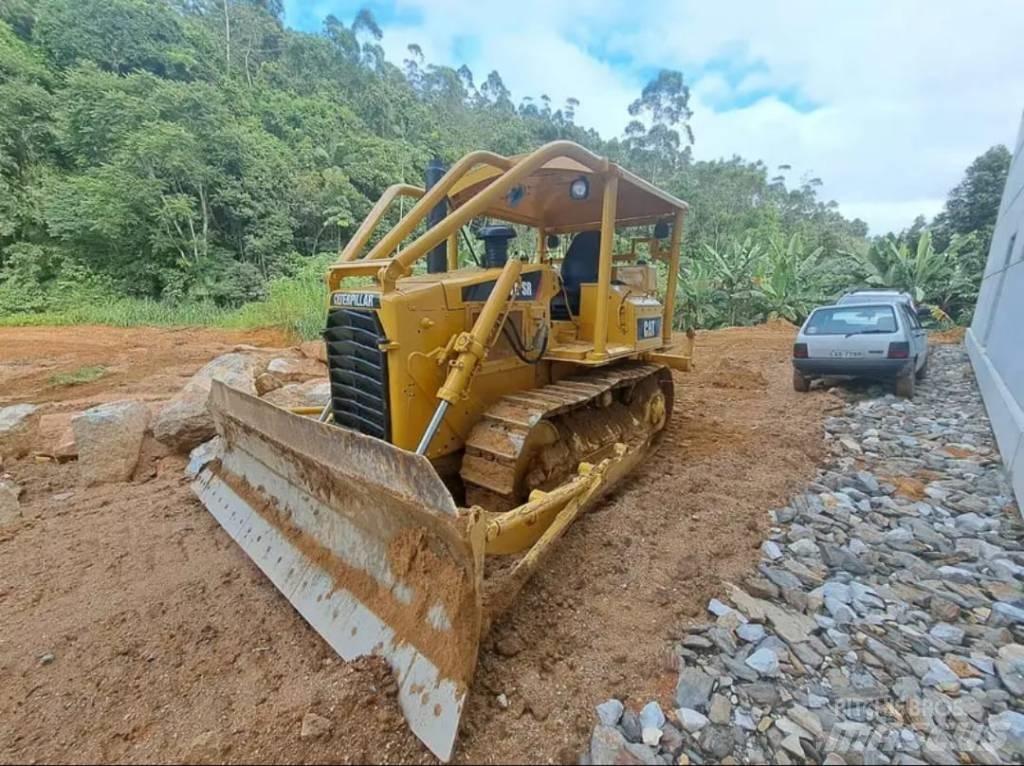 CAT D4SR Compact tractors