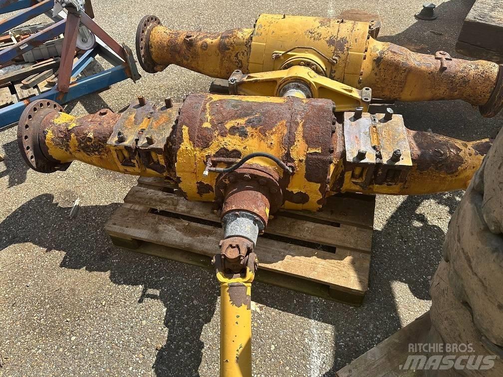 CAT 950 G front axel Axles