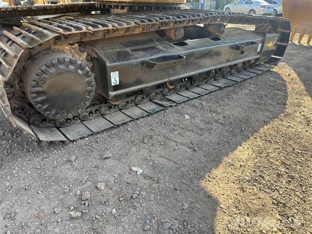 CAT 320BL Crawler excavators