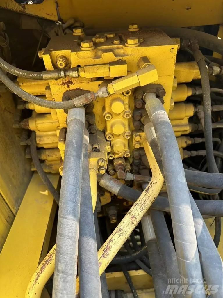 Komatsu PC 240 LC-8 Crawler excavators