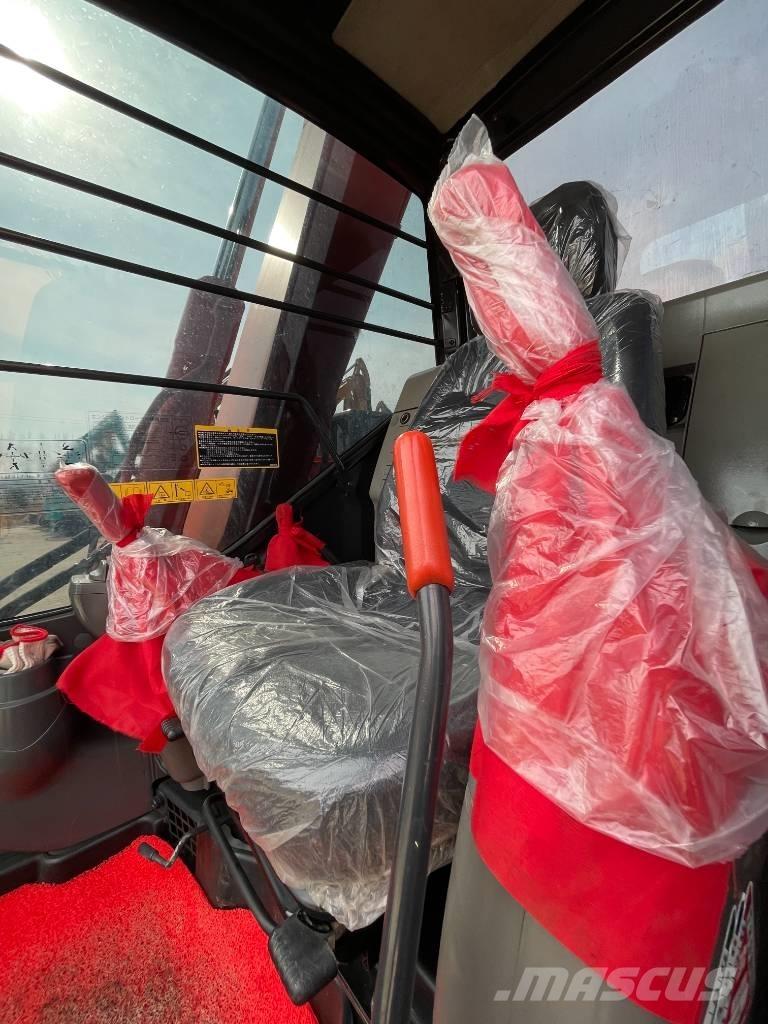 Hitachi 70 Crawler excavators