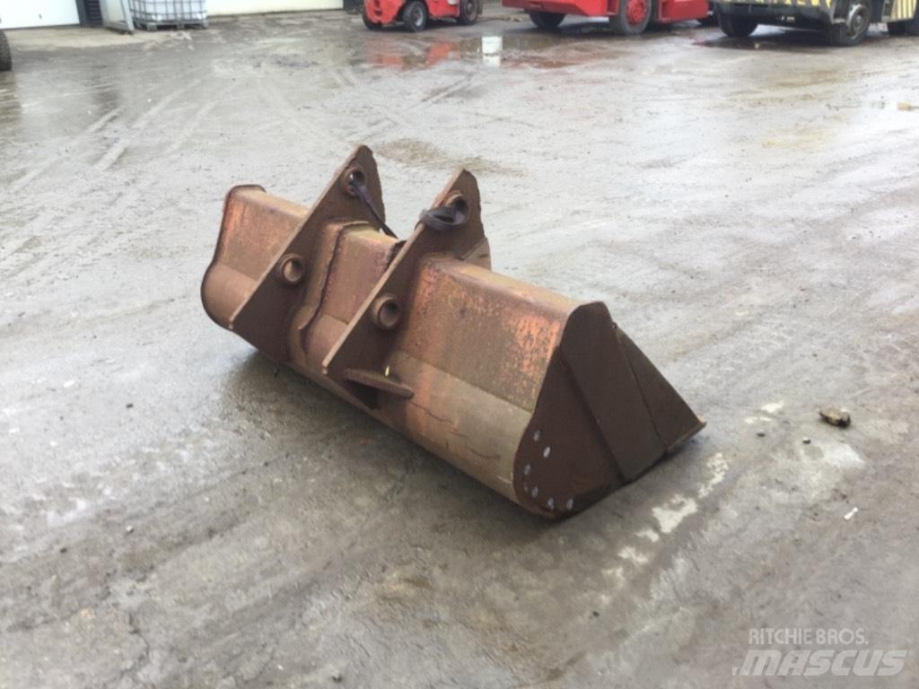  Andet Fast Other components