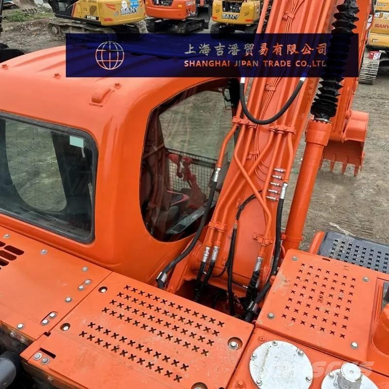 Doosan DX 150 Midi excavators  7t - 12t